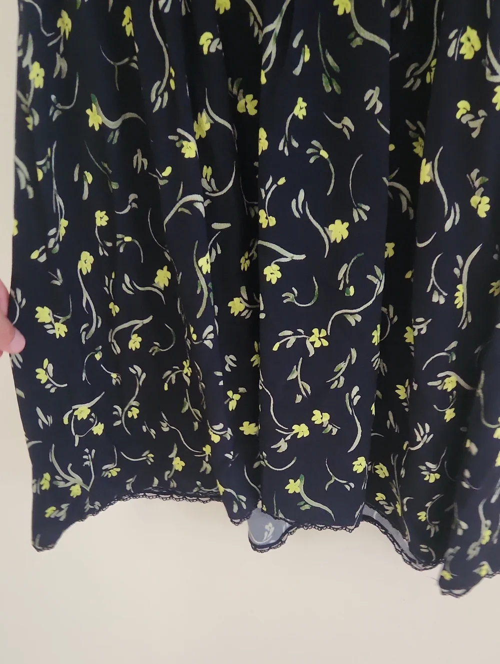 Sunday Best Aritzia Floral Dress With Collar & Lace Details Small